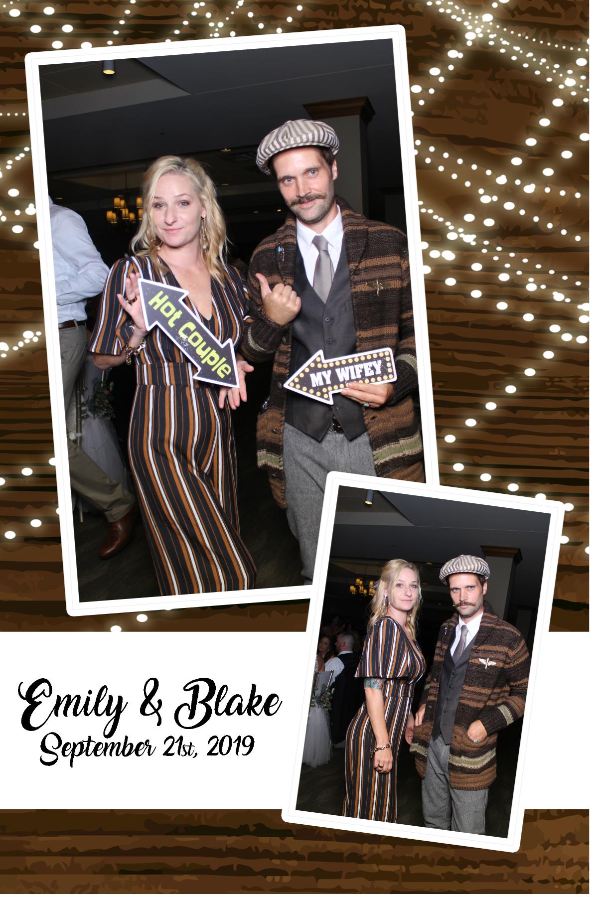 Emily Morgan Mirror Booth at The Madison | View more photos from the event at gallery.photoboothcincy.com/u/PhotoBoothCincy/Emily-Morgan-Mirror-Booth-at-The-Madison